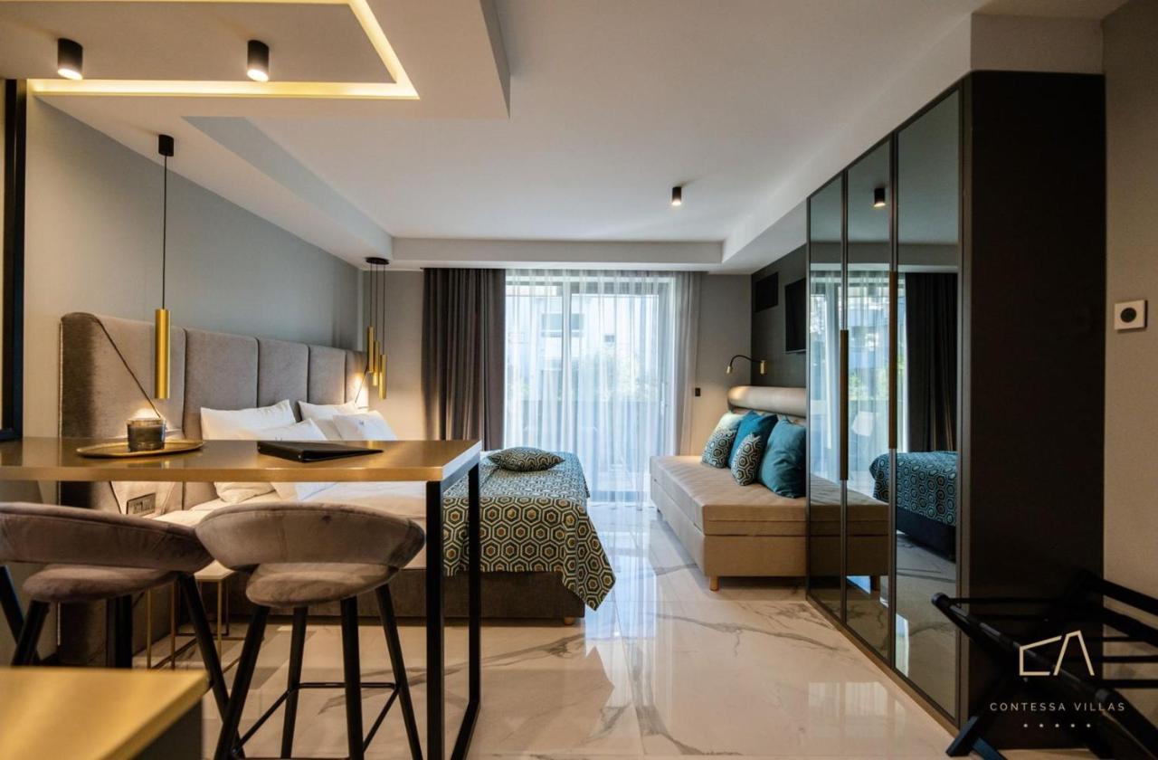 Luxury Apartments In Villa Curiera Malinska Room photo