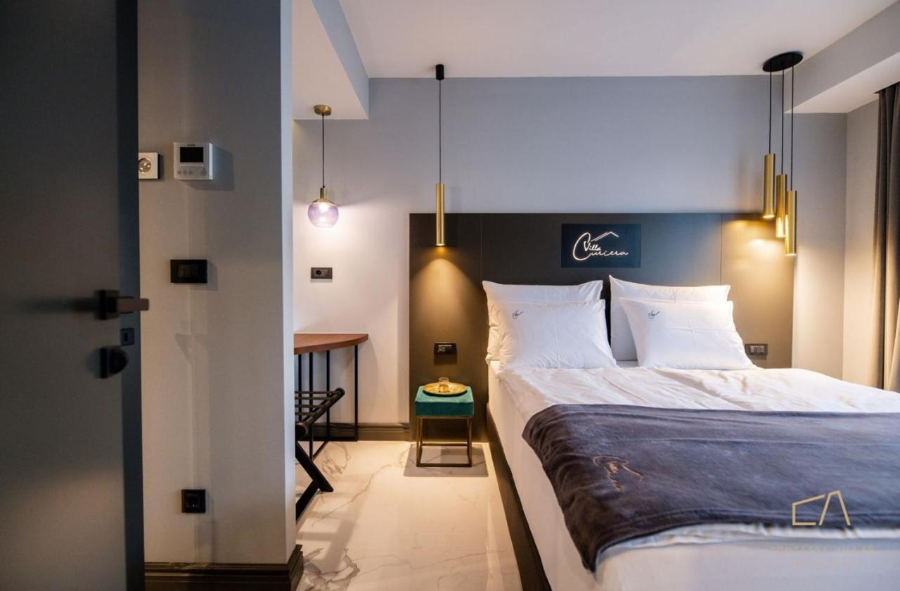 Luxury Apartments In Villa Curiera Malinska Room photo